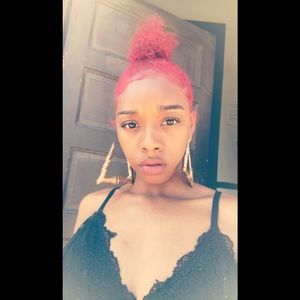 Meet your Posher, Paris